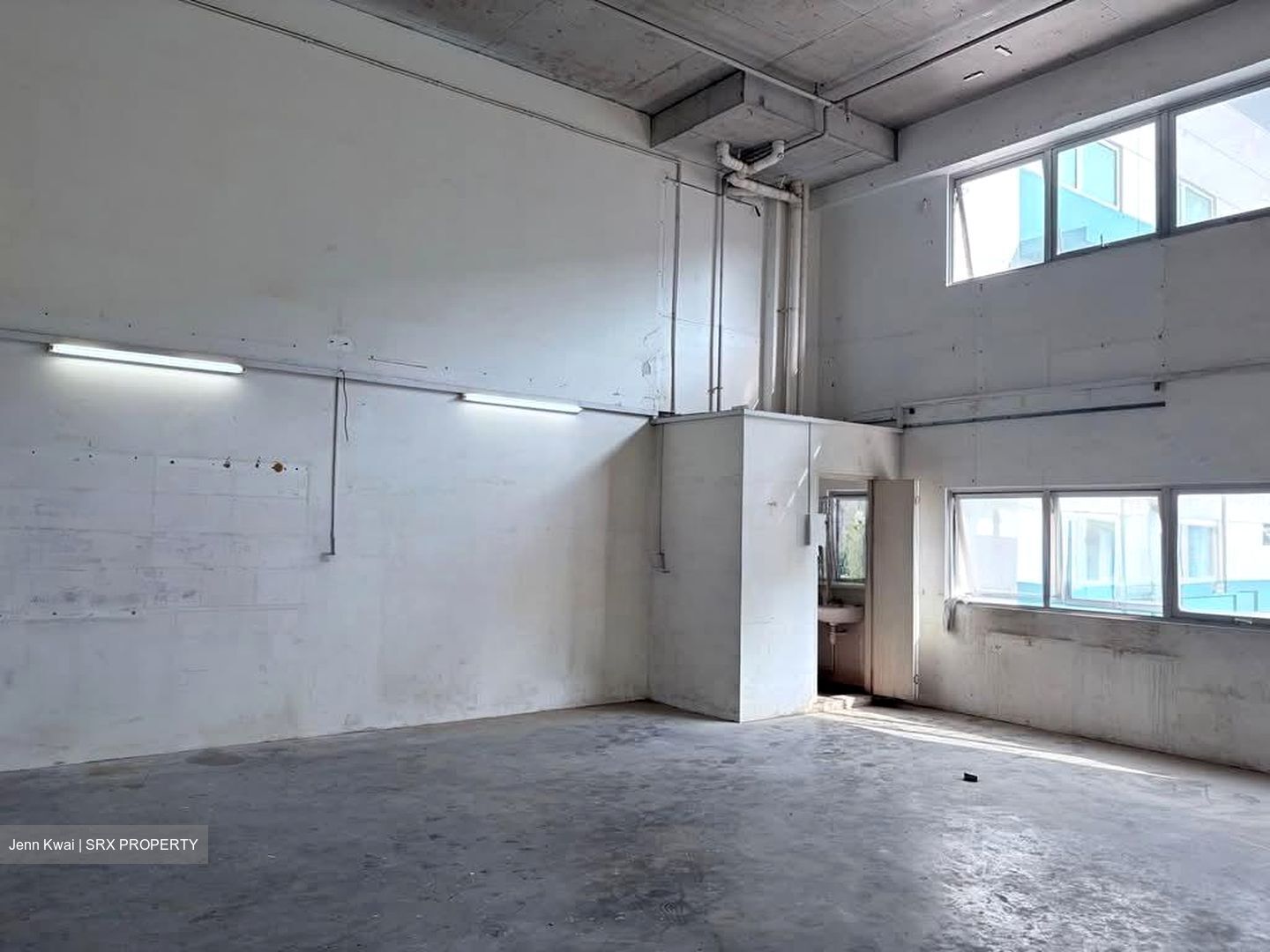 Pioneer Point (D22), Factory #598609601